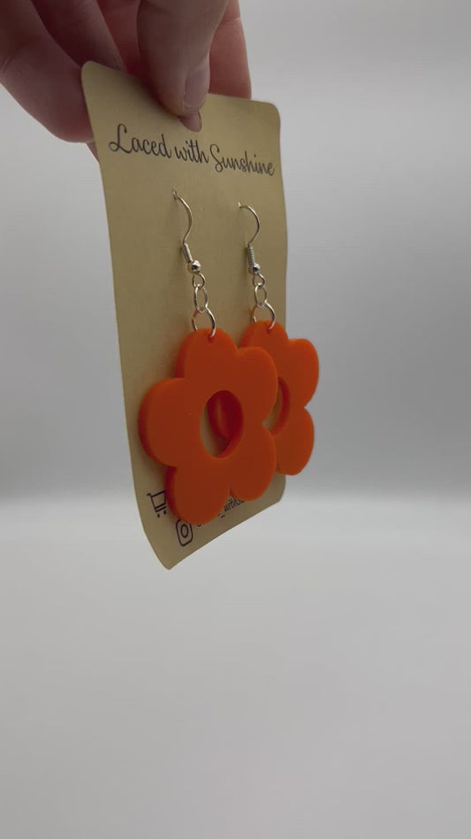 Orange Groovy Daisy Earrings